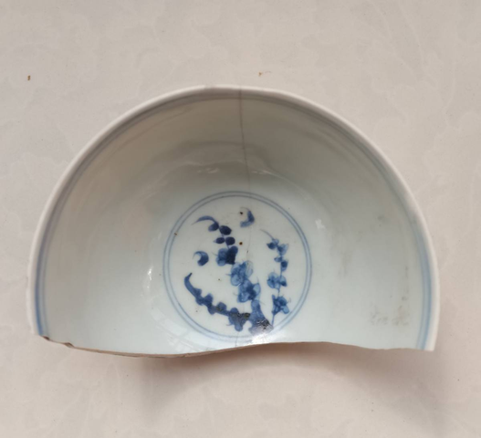古玩陶瓷青花喜上眉梢圖標本拍賣,當前價格0元