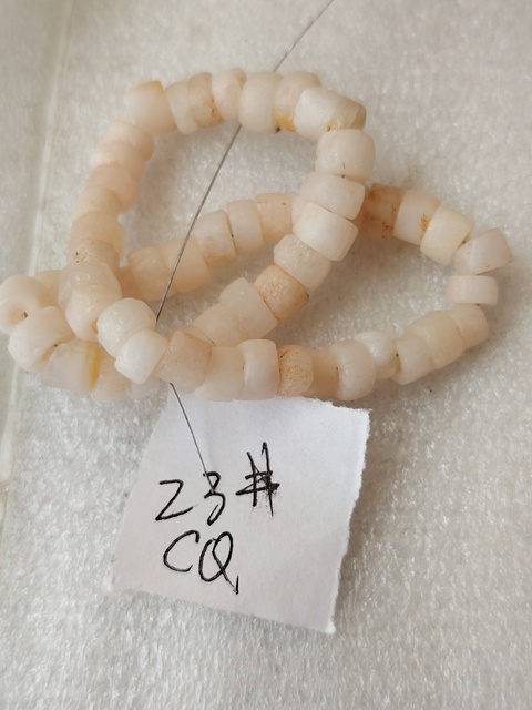 古玩玉器天然瑪瑙珠50多顆拍賣(mài)，當(dāng)前價(jià)格555元
