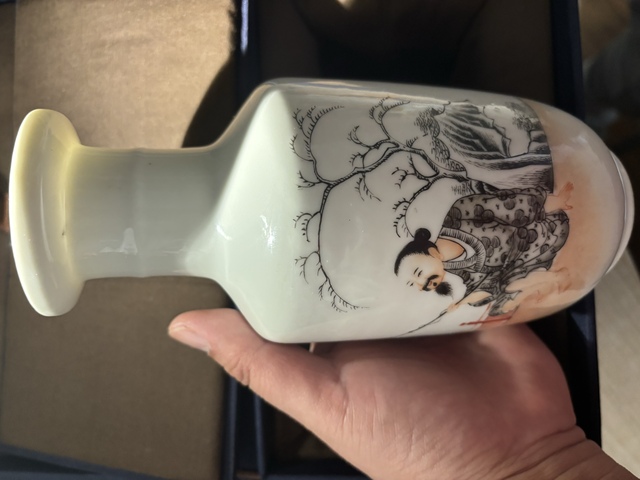 古玩陶瓷民國?礬紅墨彩漁翁圖棒槌瓶拍賣，當前價格8000元