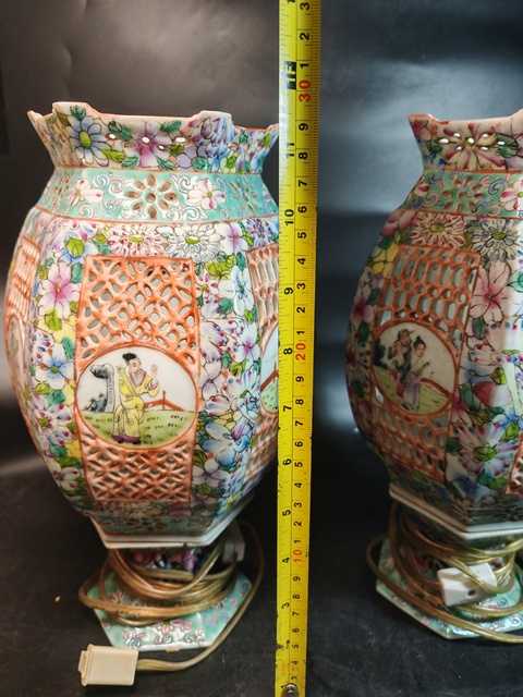 古玩陶瓷粉彩鏤空開窗人物紋燈臺拍賣，當前價格10000元