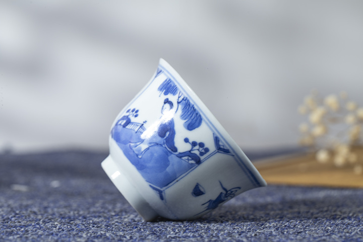 古玩陶瓷清晚·青花人物紋杯拍賣，當前價格864元