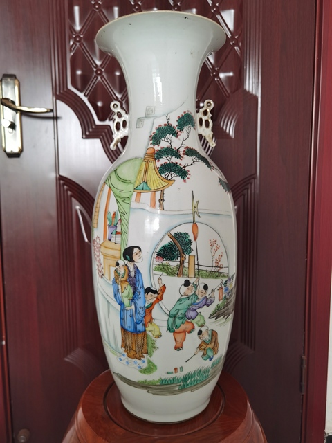 古玩陶瓷三娘教子圖新粉彩撇口瓶拍賣，當前價格5600元