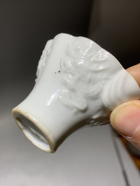 古玩陶瓷清早期德化窯白釉龍鳳呈祥X角杯拍賣,當前價格999元