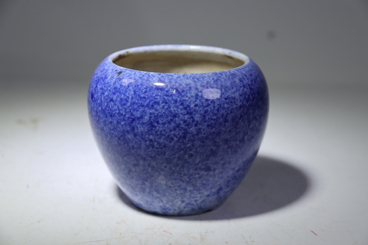 古玩陶瓷吹藍釉水盂拍賣，當前價格2680元