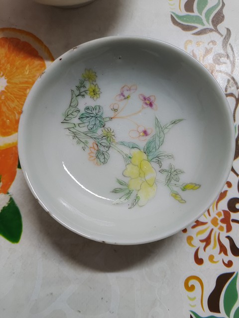 古玩陶瓷粉彩虞美人花卉紋碟拍賣,當前價格2000元