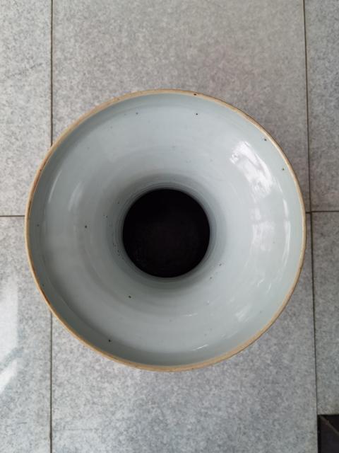 古玩陶瓷清宣統 藍協和繪黃獅子雙耳大瓶拍賣，當前價格11500元