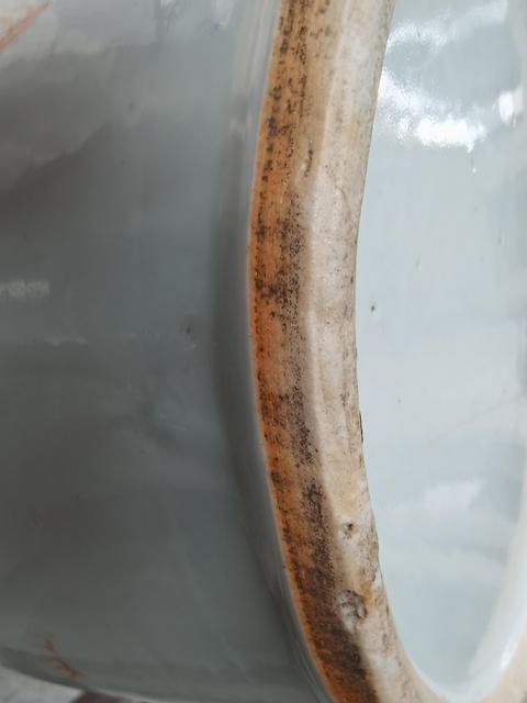 古玩陶瓷清宣統 藍協和繪黃獅子雙耳大瓶拍賣，當前價格11500元