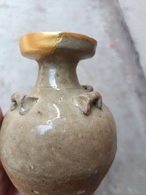 古玩陶瓷兩晉南朝越窯青瓷點彩四系盤口瓶拍賣,當(dāng)前價格1800元