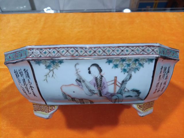 古玩陶瓷晚清名家粉彩四大美人詩文水仙盆拍賣，當前價格4580元