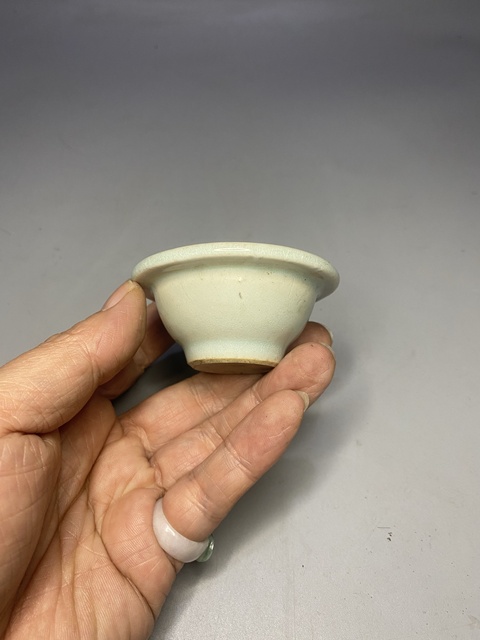 古玩陶瓷天青釉小琴爐拍賣，當(dāng)前價(jià)格800元