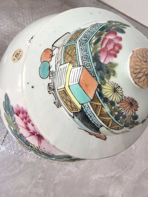 古玩陶瓷許品衡 淺絳彩博古紋將軍罐拍賣,當前價格26800元