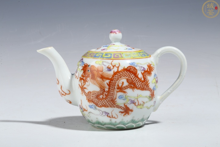 古玩陶瓷(保真卡)粉彩龍鳳呈祥紋壺拍賣,當前價格2588元