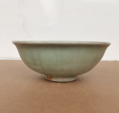 古玩陶瓷龍泉青瓷撇口碗拍賣,當(dāng)前價格0元