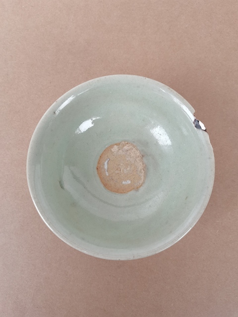 古玩陶瓷龍泉青瓷撇口碗拍賣,當(dāng)前價格0元