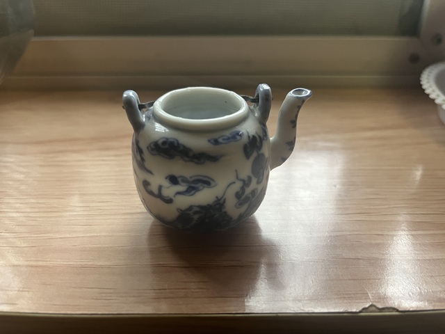 古玩陶瓷光緒青花龍鳳紋茶壺拍賣，當(dāng)前價格6888元