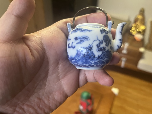 古玩陶瓷光緒青花龍鳳紋茶壺拍賣，當(dāng)前價格6888元