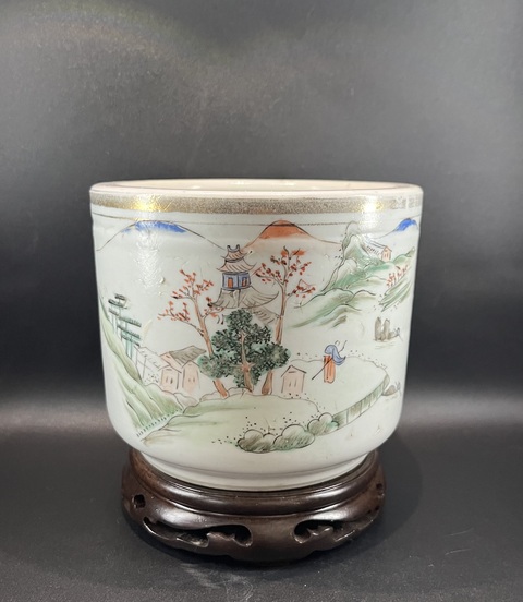 古玩陶瓷粉彩山水紋香爐拍賣,當前價格1800元
