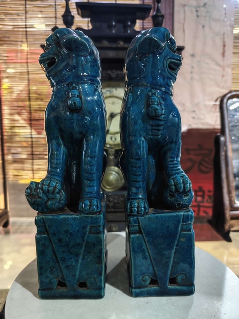 古玩陶瓷孔雀藍釉獅子擺件拍賣，當前價格1000元