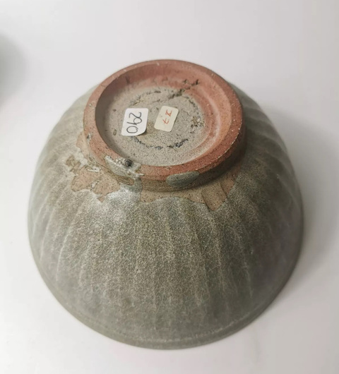古玩陶瓷宋元龍泉窯青釉碗拍賣,當前價格5000元