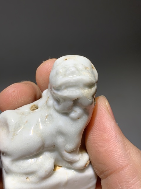 古玩陶瓷德化白瓷小獅子香插拍賣，當前價格0元
