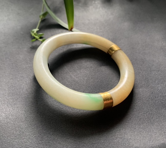 古玩玉器清代天然翡翠手鐲拍賣,當前價格15000元