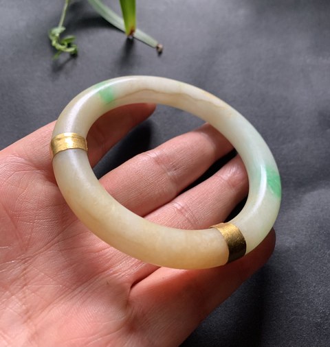 古玩玉器清代天然翡翠手鐲拍賣,當前價格15000元