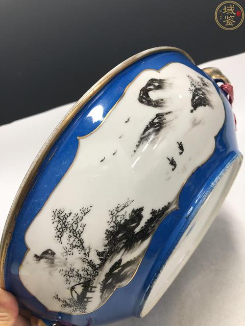古玩陶瓷民國(guó)名家·藍(lán)地開窗墨彩山水紋蓋鍋拍賣,當(dāng)前價(jià)格3500元