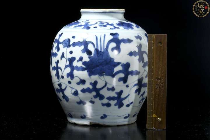 古玩陶瓷明代青花罐，全品拍賣，當前價格7600元