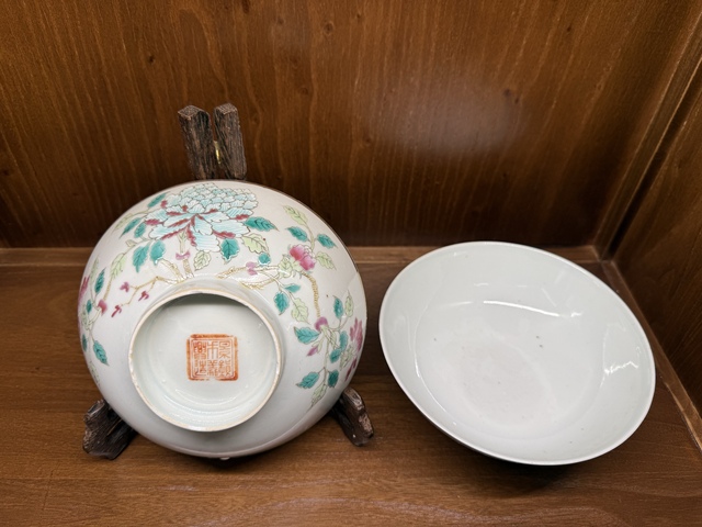 古玩陶瓷晚清一品富貴粉彩大碗一對拍賣，當前價格4000元