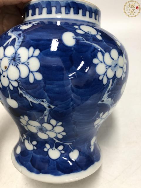 古玩陶瓷晚清·青花留白冰梅紋蓋罐拍賣，當前價格5888元