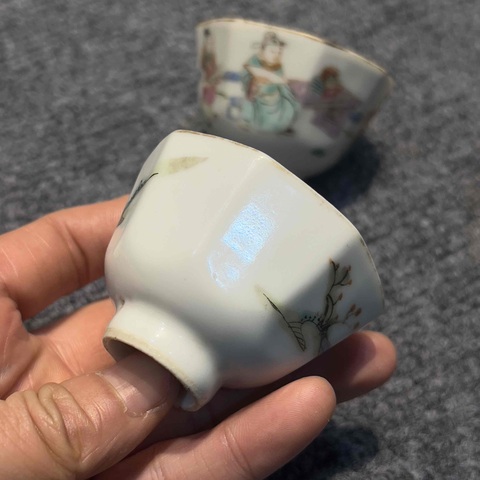 古玩陶瓷粉彩酒杯拍賣，當(dāng)前價(jià)格5000元