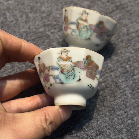 古玩陶瓷粉彩酒杯拍賣，當(dāng)前價(jià)格5000元