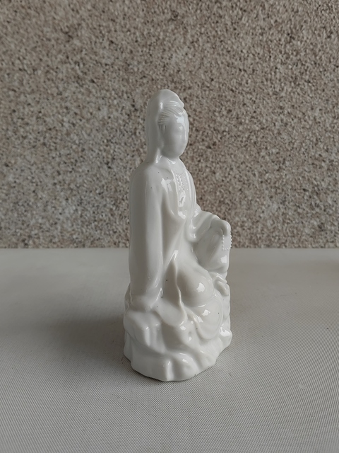 古玩陶瓷觀音塑像拍賣，當前價格450元