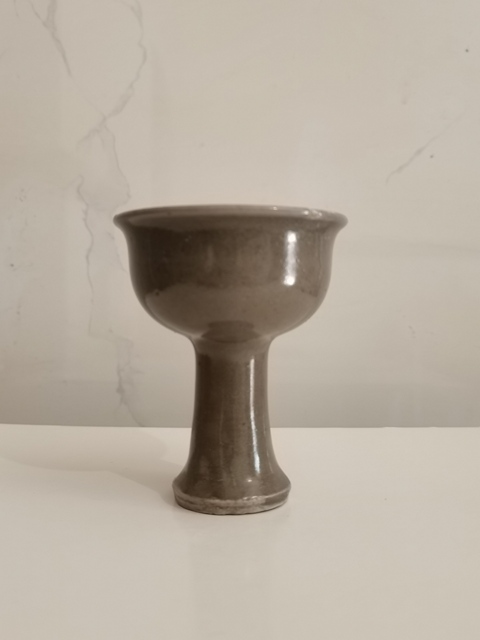 古玩陶瓷龍泉青瓷青灰釉高足杯拍賣,當前價格0元