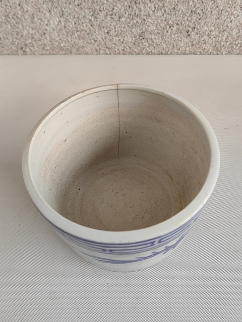 古玩陶瓷龍紋青花圈足筒式香爐拍賣,當前價格398元