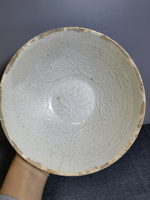 古玩陶瓷【精品】南宋青白釉花卉紋面包碗拍賣,當前價格0元