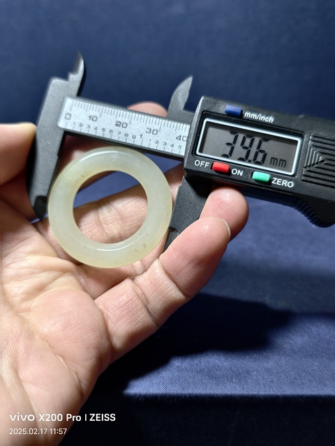 古玩玉器和田玉雕“三才環(huán)”拍賣,當(dāng)前價(jià)格1500元