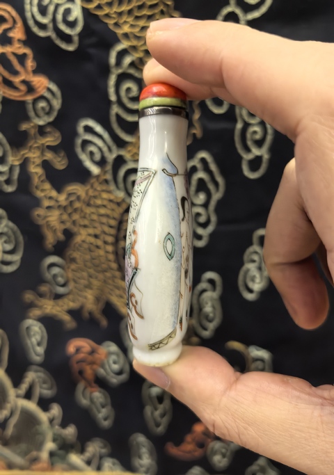 古玩陶瓷粉彩春宮鼻煙壺拍賣,當前價格8888元
