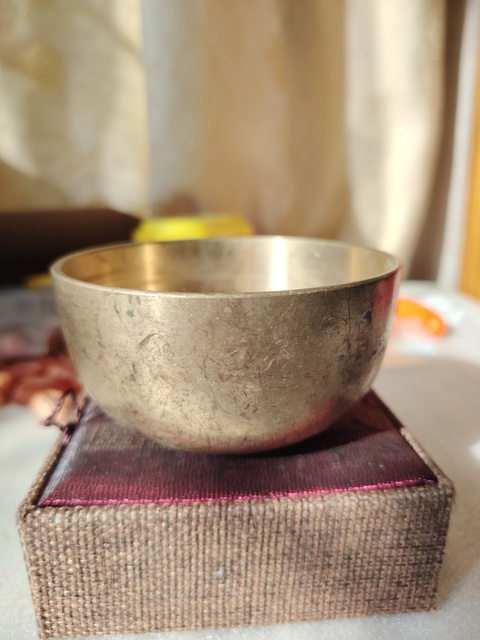 古玩雜項銅缽銅磬一個拍賣,當(dāng)前價格99元