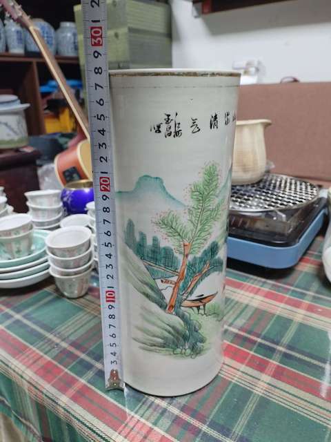 古玩陶瓷青綠山水彩山水紋帽筒拍賣，當(dāng)前價(jià)格1500元