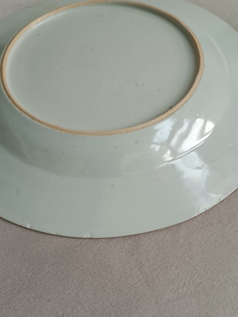古玩陶瓷粉彩人物故事紋盤拍賣,當前價格1120元
