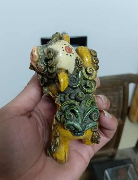 古玩陶瓷獅子塑像拍賣,當(dāng)前價格5000元