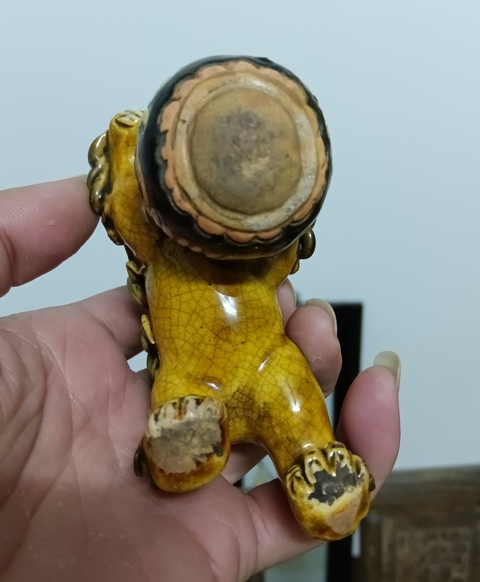 古玩陶瓷獅子塑像拍賣,當(dāng)前價格5000元
