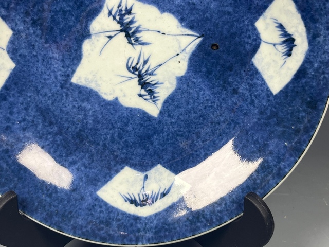 古玩陶瓷清康熙·灑藍釉開窗青花翠竹紋盤拍賣,當前價格532元