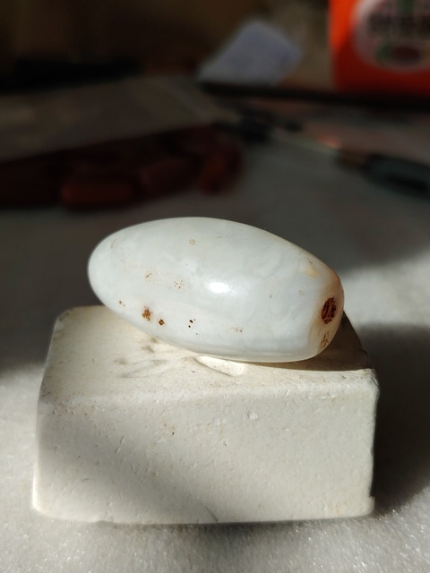 古玩玉器大尺寸天然纏絲瑪瑙珠拍賣,當前價格188元
