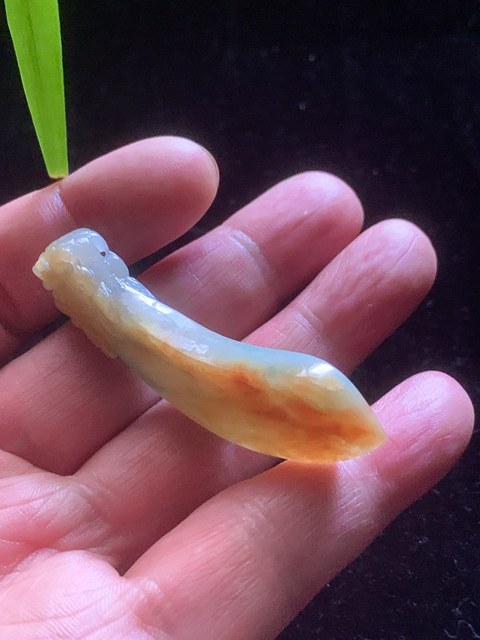 古玩玉器極美天然翡翠雕“龍首刀”拍賣,當前價格3200元