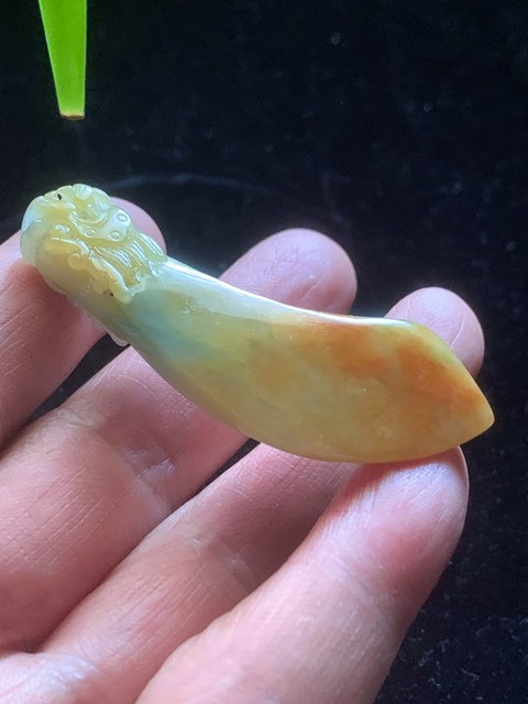 古玩玉器極美天然翡翠雕“龍首刀”拍賣,當前價格3200元