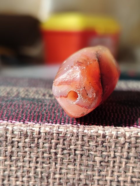 古玩玉器紅瑪瑙多棱珠吊墜拍賣,當(dāng)前價(jià)格66元