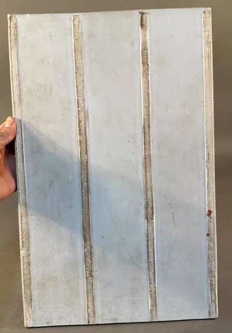 古玩陶瓷王琦大師粉彩人物瓷板拍賣，當前價格1385000元