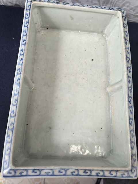 古玩陶瓷清中期花卉紋青花水仙盆拍賣,當(dāng)前價(jià)格6980元
